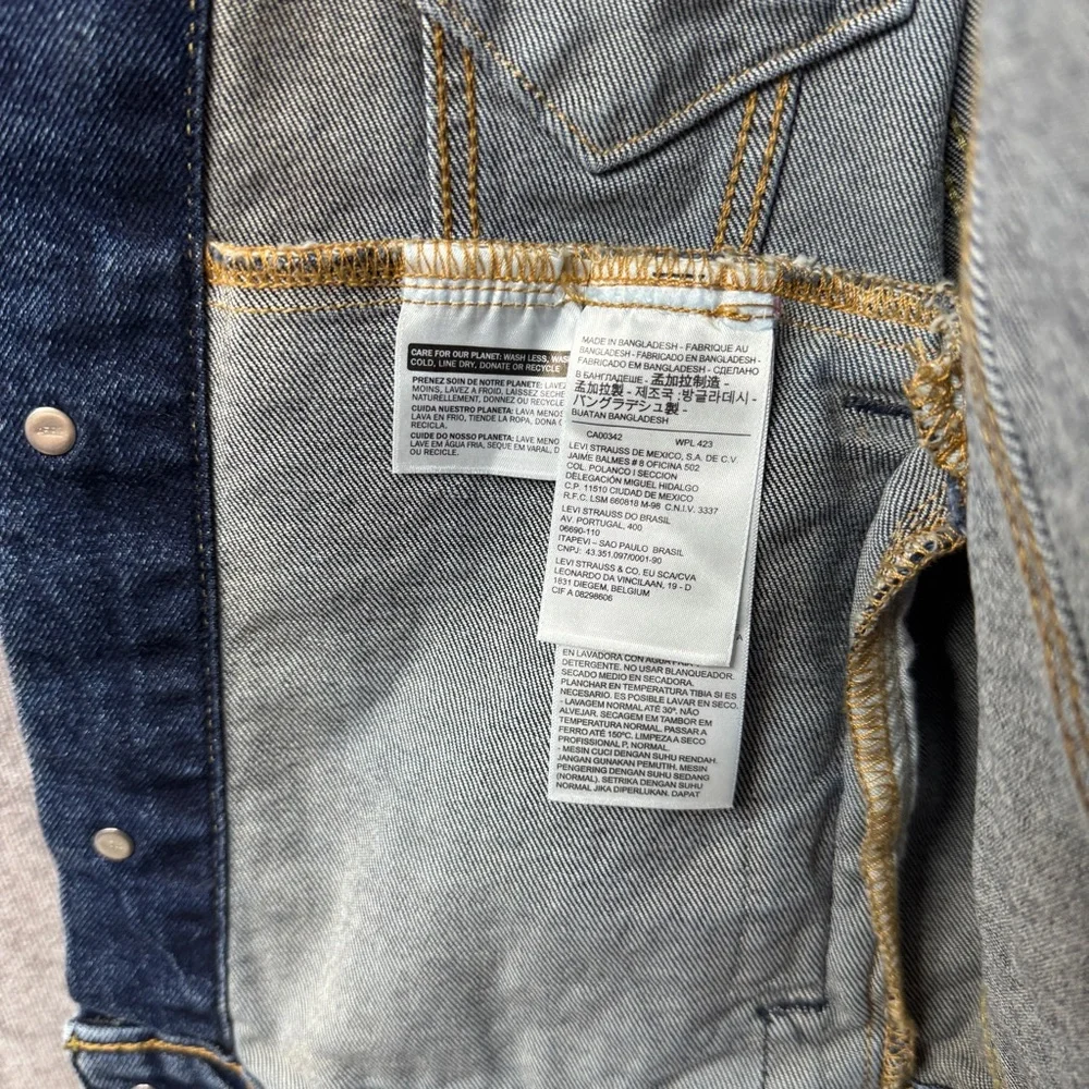 Levi’s Denim Jean Jacket Size Small - Picture 4 of 4